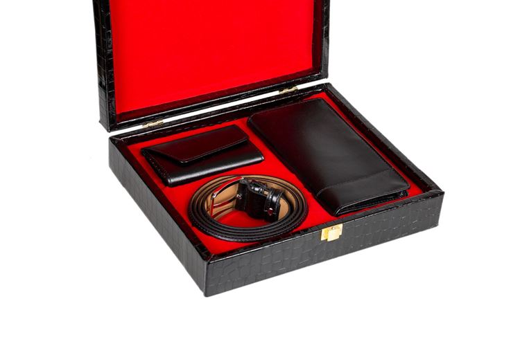 Picture of 3 piece leather set - leather box