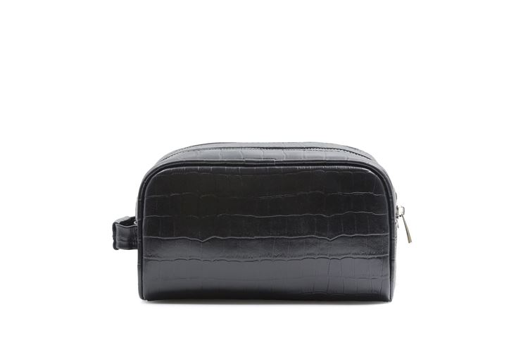 نمای پشت کیف چرم طبیعی کد 305 با دوخت تمیز و رنگ اصیل