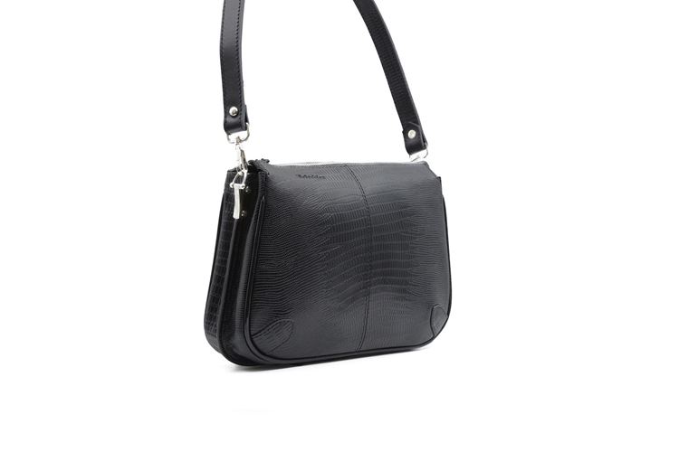 نمای سه‌رخ کیف دوشی زنانه چرم طبیعی بهشتیان کد 1184 با طراحی ظریف و بند قابل تنظیم