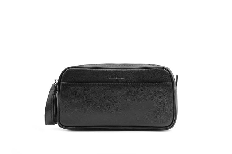 نمای جلو کیف پاسپورتی چرم طبیعی کد 1188 با دوخت تمیز و چرم باکیفیت