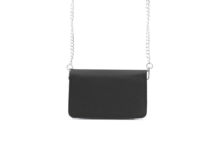 نمای پشت کیف دوشی زنانه چرم طبیعی کد 1189 با دوخت دقیق و چرم باکیفیت