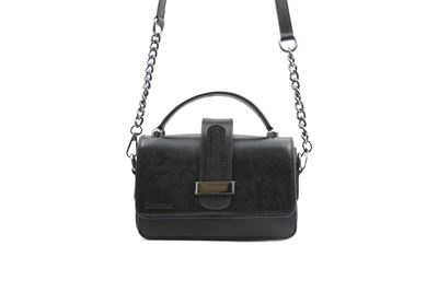 نمای جلوی کیف مجلسی چرم طبیعی بهشتیان کد 1190 با قفل فلزی شیک و ظاهر رسمی