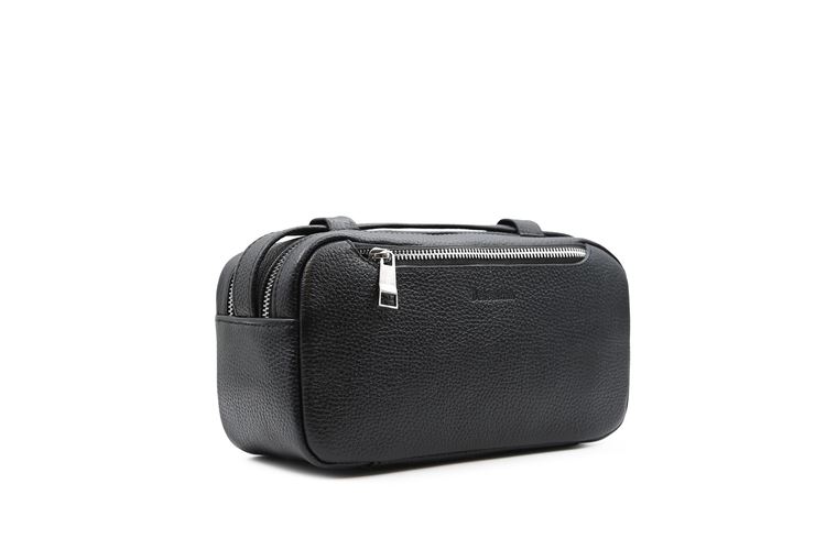 نمای سه‌رخ کیف دستی چرم طبیعی مردانه بهشتیان کد 354 با طراحی رسمی