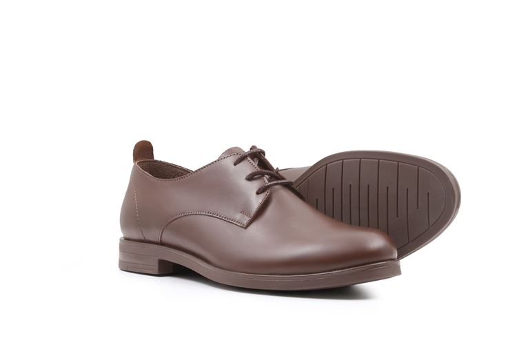 کفش زنانه اداری و مجلسی چرم طبیعی مدل کاملیا برند بهشتیان	