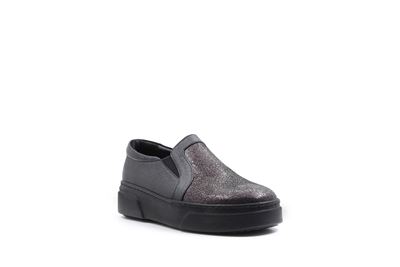 نمای سه‌ربع کفش راحتی زنانه مدل سورنا