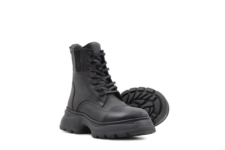 نیم‌بوت زنانه مدل دوناکا بهشتیان با رویه چرم طبیعی نمای سه‌رخ