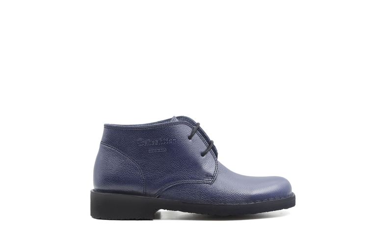 نمای کناری کفش زنانه مدل ملیکا با طراحی شیک و راحتی