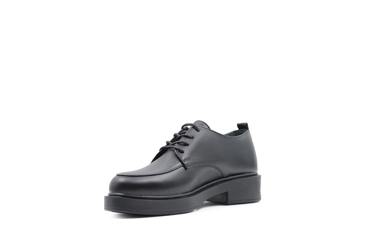 تصویر کفش زنانه کد 1449 بهشتیان – نمای سه رخ	