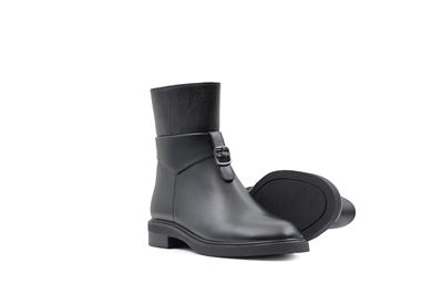 نیم بوت زنانه چرم طبیعی بهشتیان کد 0019 – نمای کنار با زیره