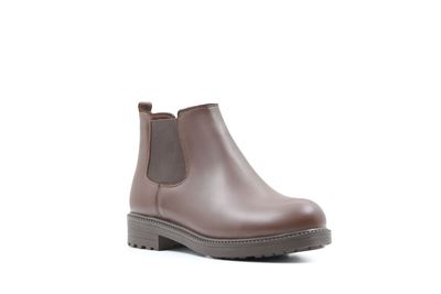 نیم بوت زنانه مدل مارگو بهشتیان – نمای نیم‌رخ با کش جانبی