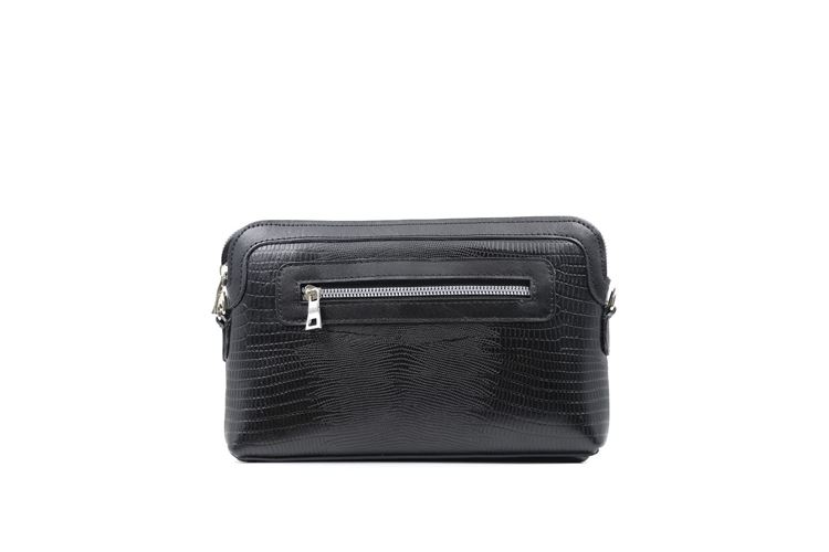 نمای پشت کیف چرم طبیعی بهشتیان کد 1193 با جیب زیپی کاربردی