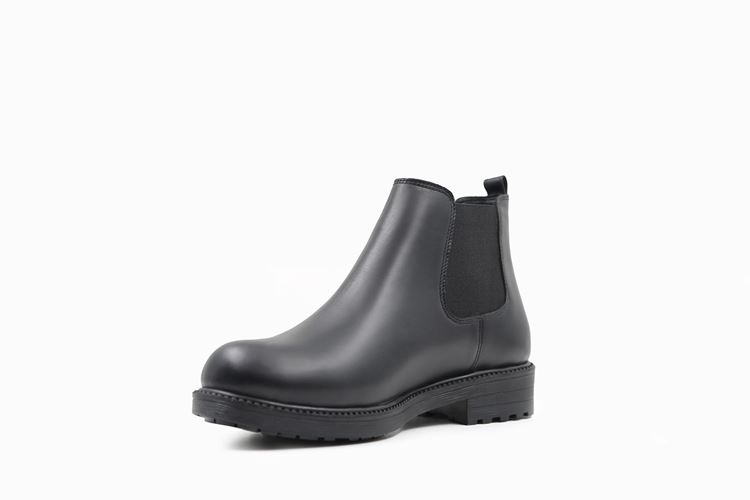 نیم بوت زنانه مدل مارگو بهشتیان – نمای سه رخ 