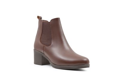 تصویر نیم‌بوت زنانه لوانته بهشتیان – نمای سه رخ