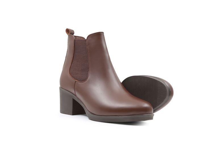 تصویر نیم‌بوت زنانه لوانته بهشتیان – نمای سه رخ