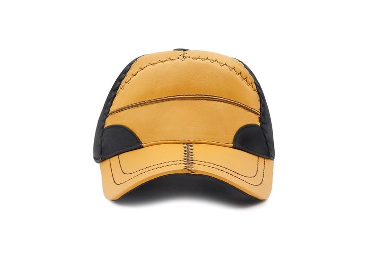 کلاه نقابدار میلانو بهشتیان نمای تمام رخ	