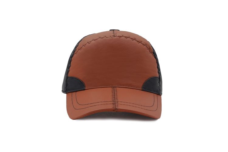 کلاه نقابدار میلانو بهشتیان نمای تمام رخ	