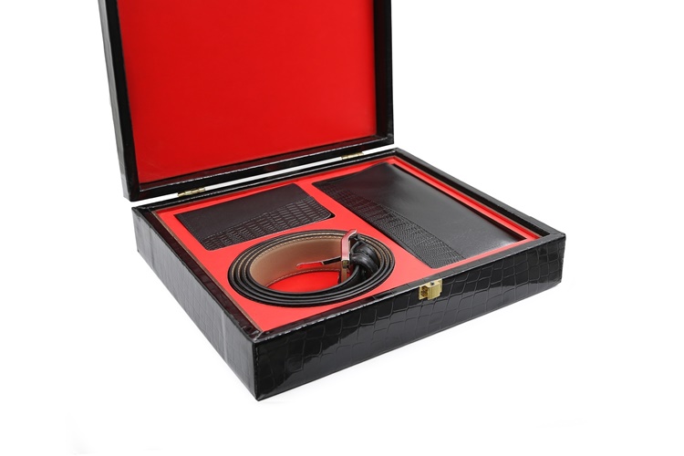 ست سه تیکه مدل صدرا بهشتیان – لوازم جانبی مردانه