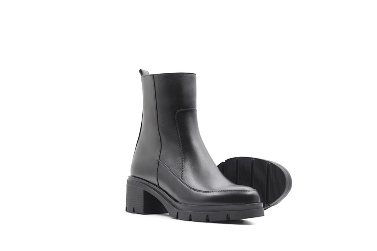 نیم بوت پاشنه دار زنانه بهشتیان کد 0027 نمای سه رخ