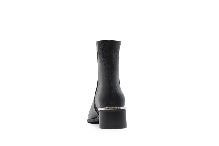 نمای پشت نیم بوت زنانه بهشتیان کد 0034