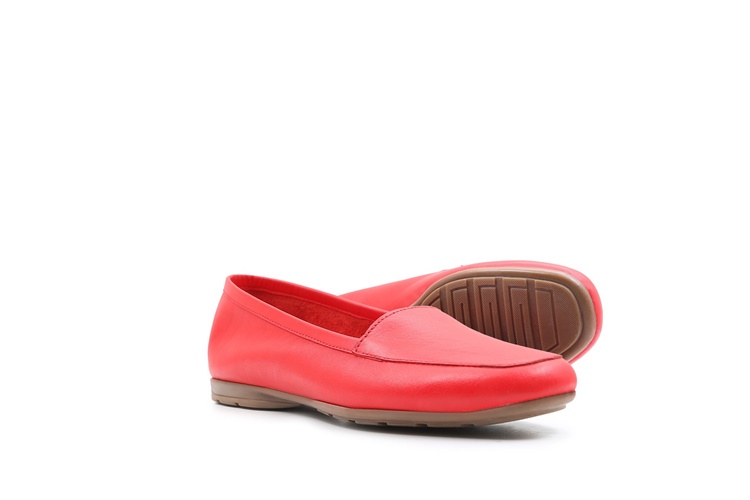 کفش زنانه مدل بالینا بهشتیان چرم طبیعی – نمای سه‌رخ