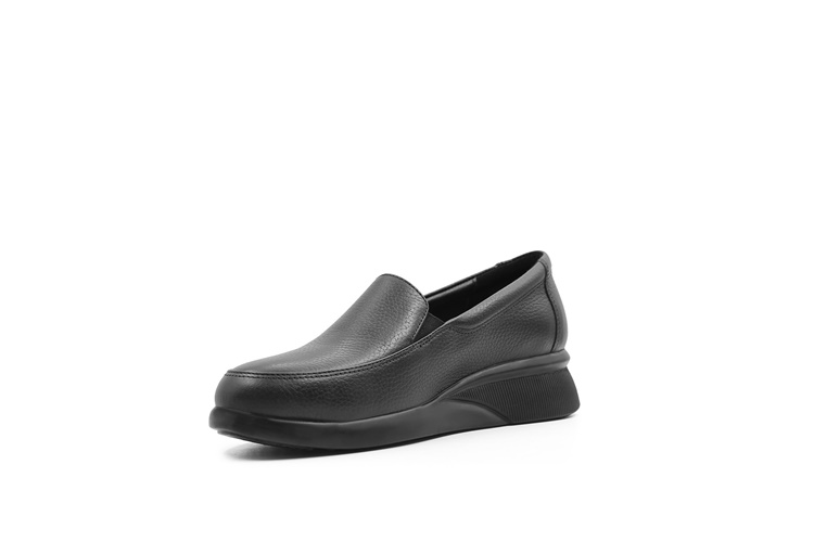 کفش زنانه بهشتیان مدل مدورا نمای سه رخ