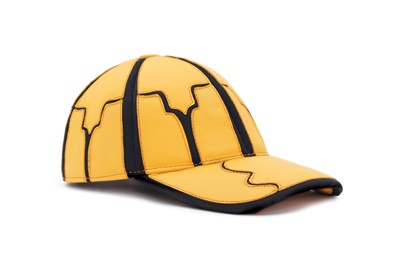 کلاه نقاب‌دار بهشتیان مدل لدورا از نمای سه رخ روی سر