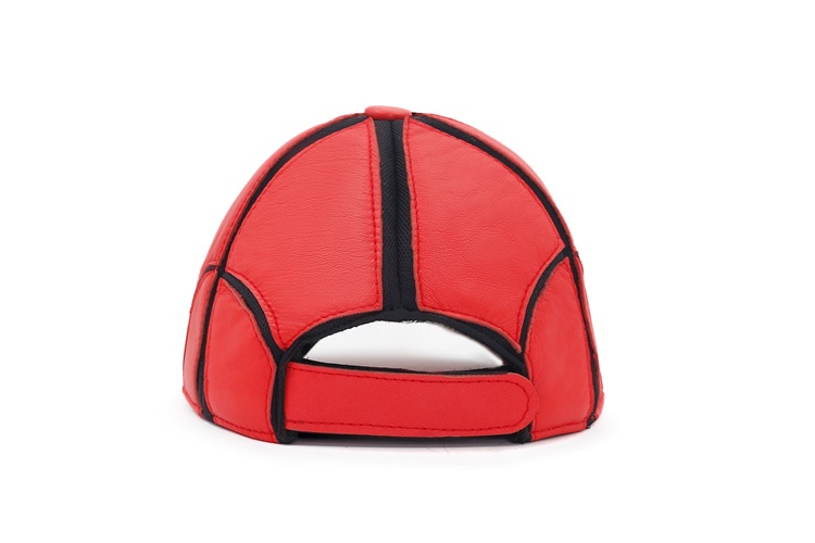 نمای پشت کلاه نقاب‌دار بهشتیان مدل لدورا با بند تنظیم	